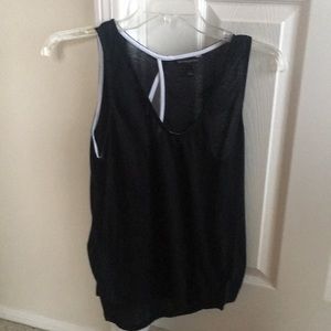 Banana Republic knit top with keyhole back